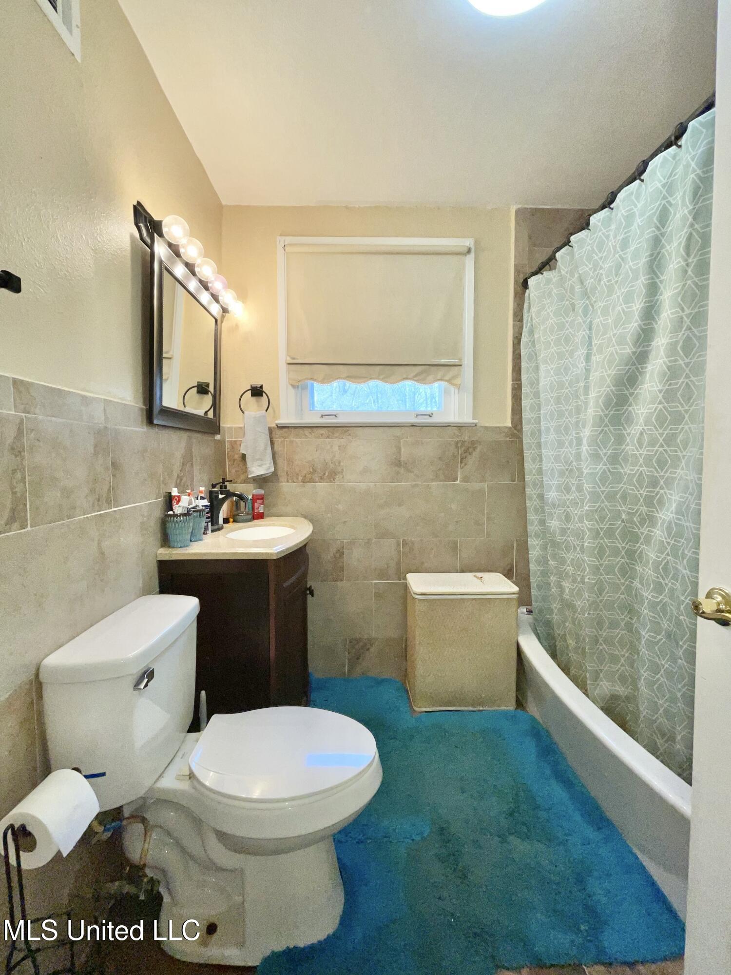 4124 Griffin Street Moss Point, MS 39563 - Photo 16 of 35 IMG_2154