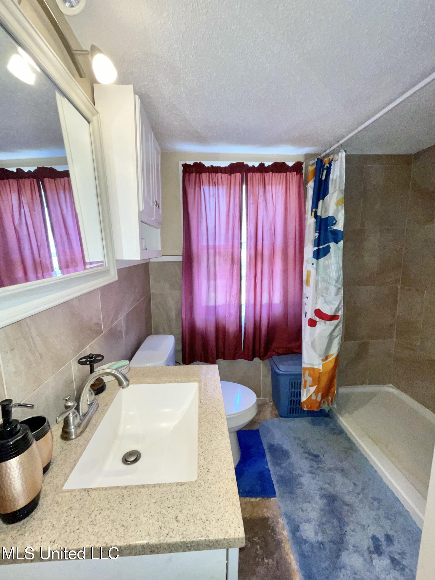 4124 Griffin Street Moss Point, MS 39563 - Photo 22 of 35 IMG_2130