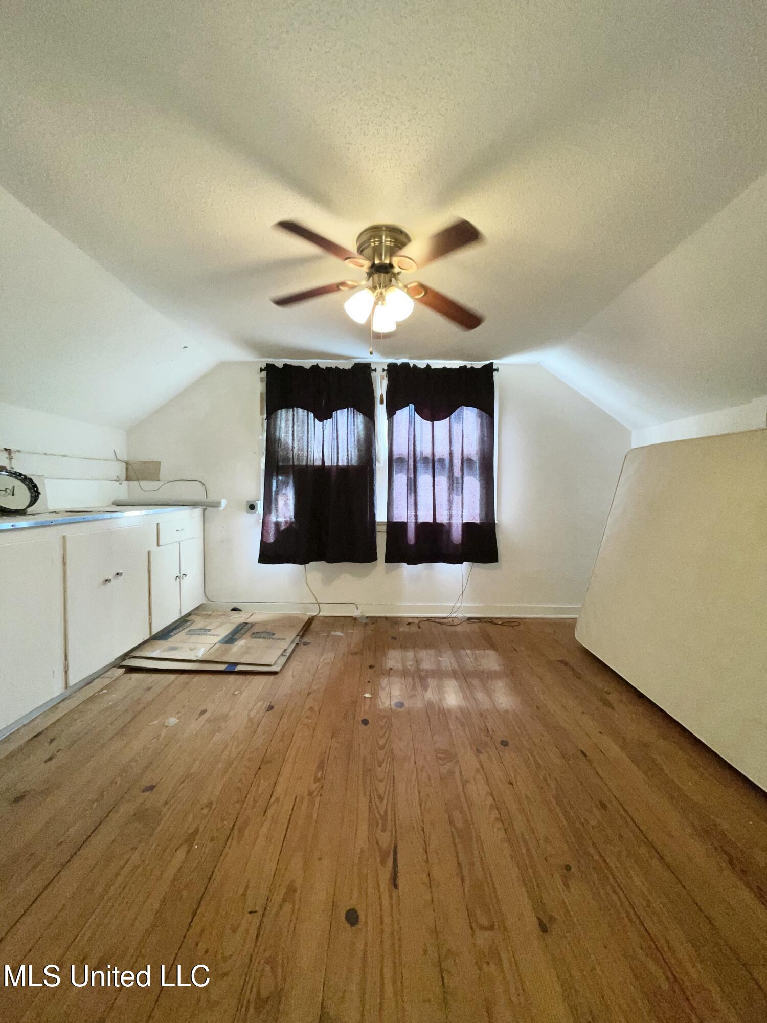 4124 Griffin Street Moss Point, MS 39563 - Photo 25 of 35 IMG_2134