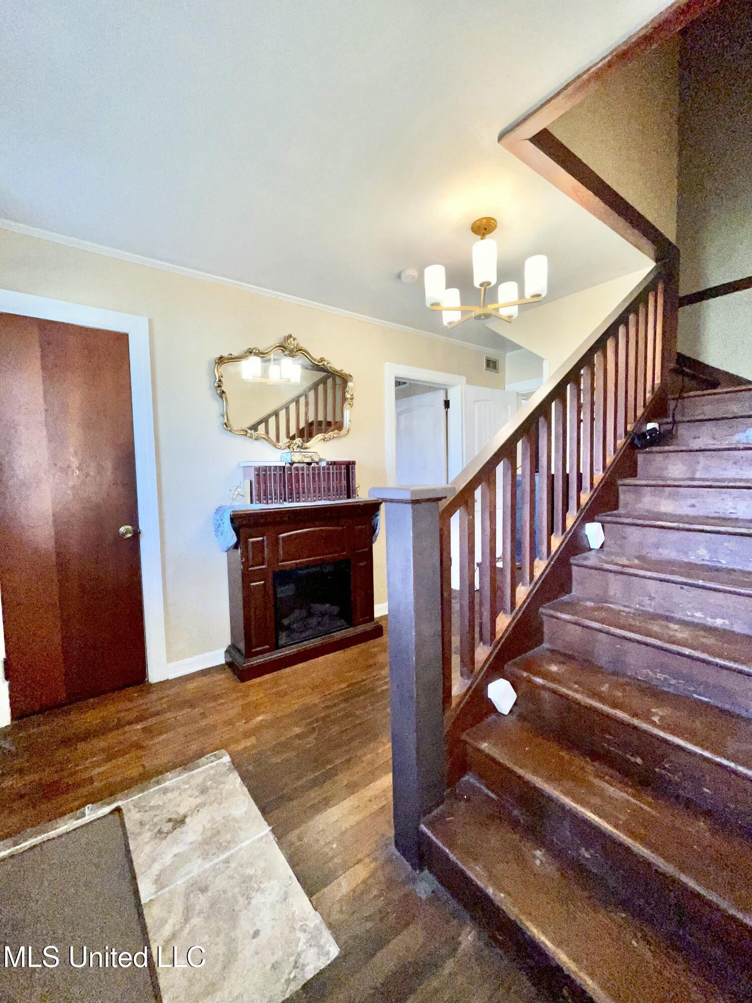 4124 Griffin Street Moss Point, MS 39563 - Photo 3 of 35 IMG_2164