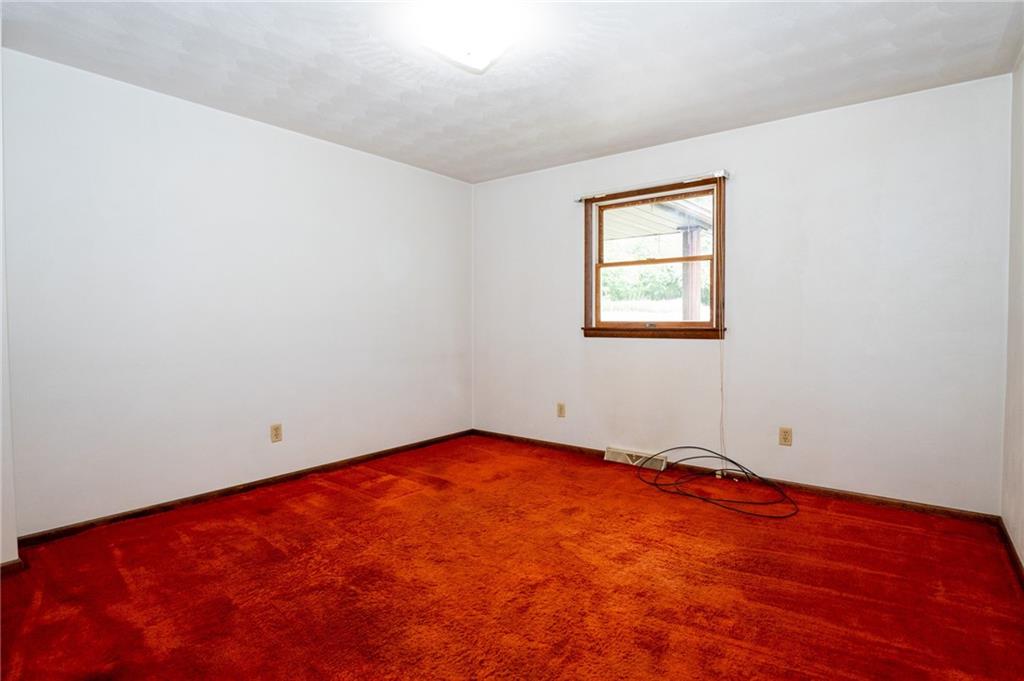 181 Devils Den Road Burgettstown, PA 15021 - Photo 9 of 31 Gallery Image 9