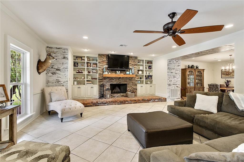 200 Reiher Road Mandeville, LA 70471 - Photo 5 of 25 Gallery Image 5