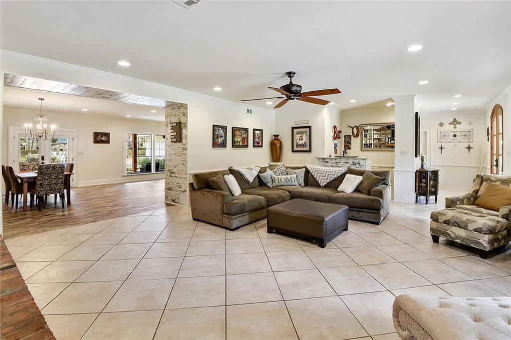 200 Reiher Road Mandeville, LA 70471 - Photo 8 of 25 Gallery Image 8