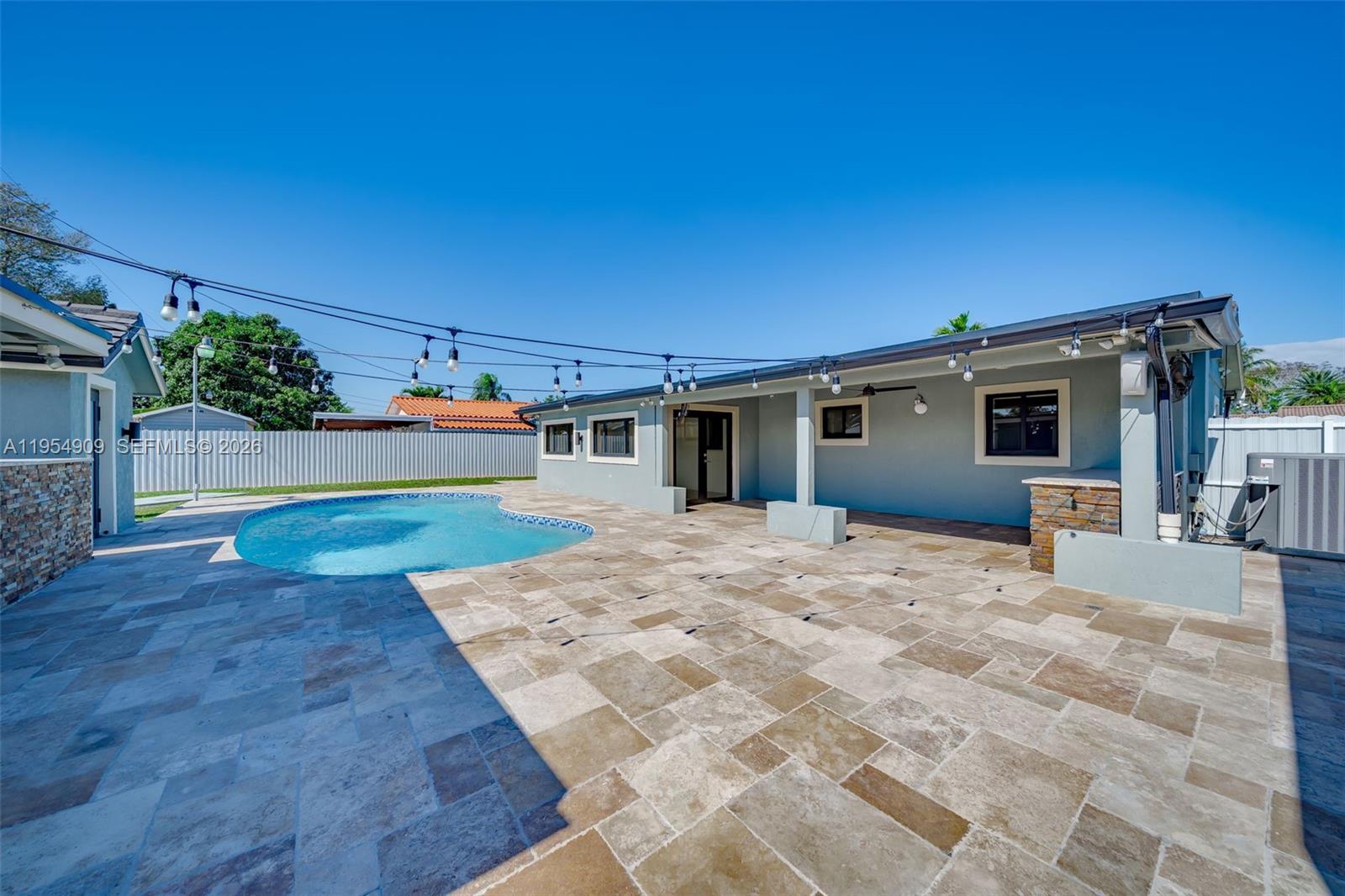 11800 Southwest 35th Street Miami, FL 33175 - Photo 46 of 60 Pool deck