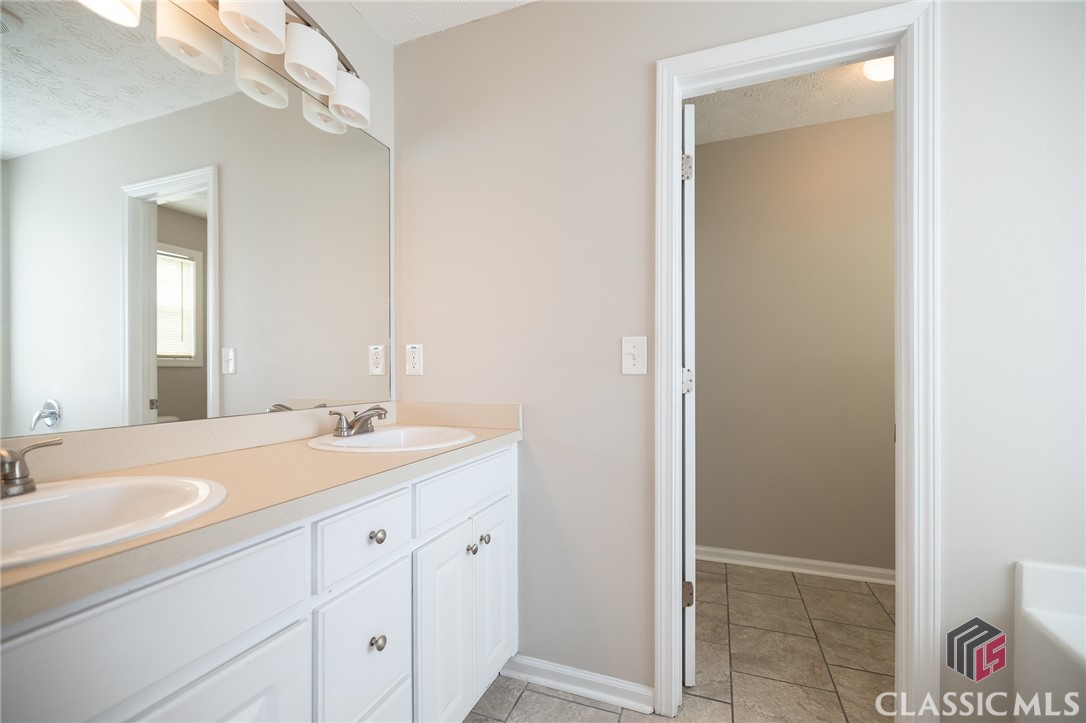 250 Jeremy Drive Colbert, GA 30628 - Photo 10 of 28 Gallery Image 10