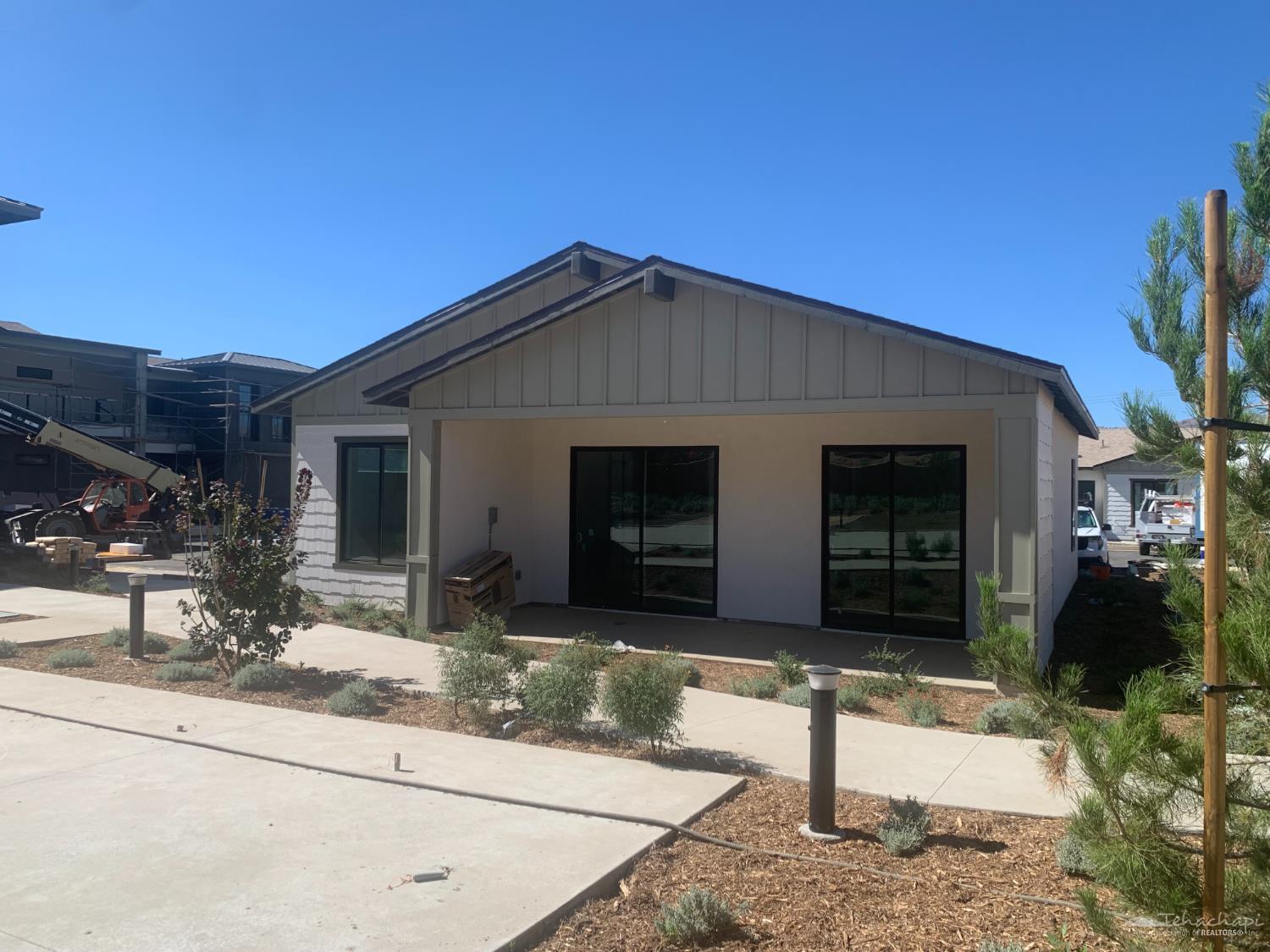 210 Pinon Street Tehachapi, CA 93561 - Photo 4 of 7 Gallery Image 4