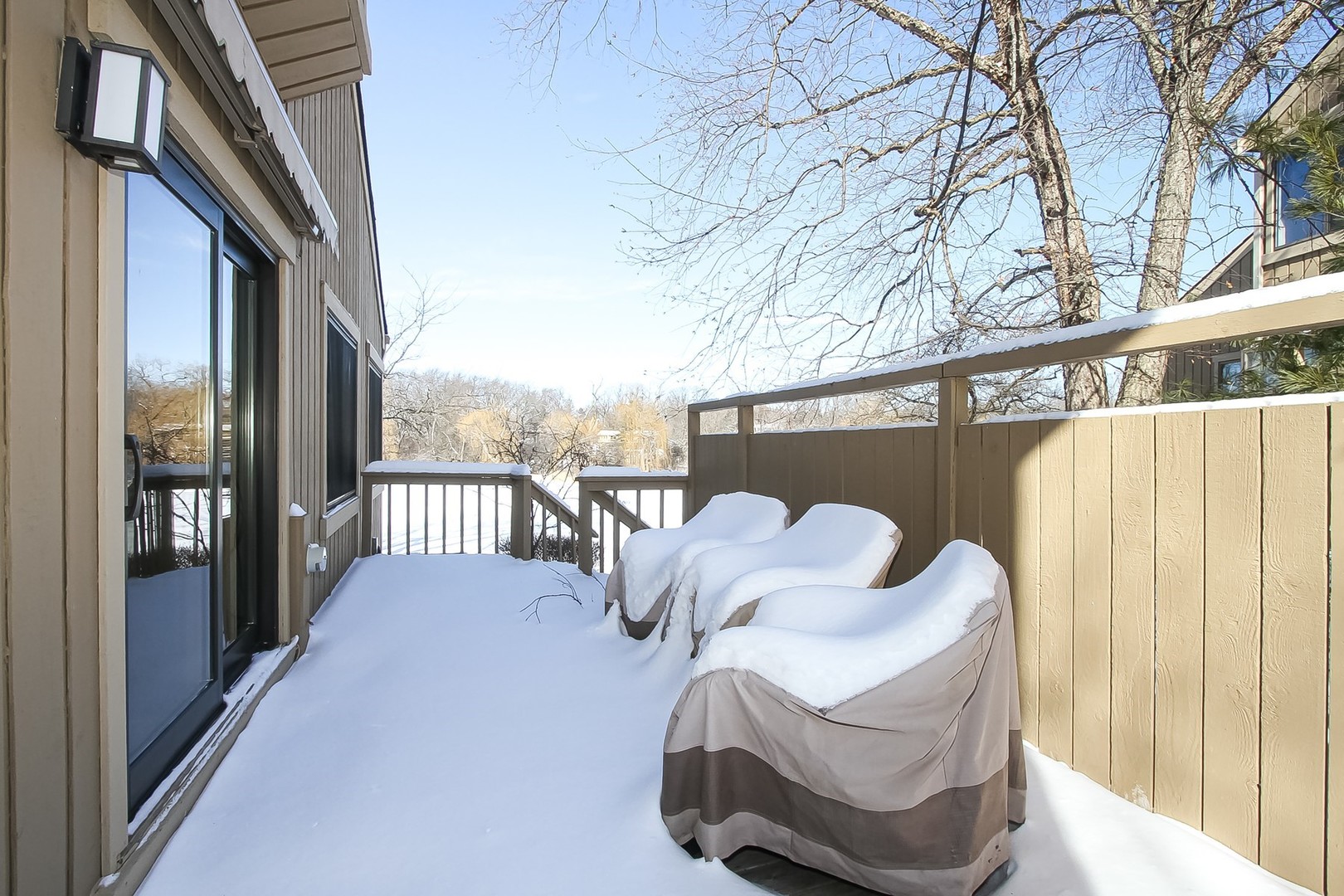 842 Oak Hill Road Lake Barrington, IL 60010 - Photo 27 of 36 a view of balcony with furniture