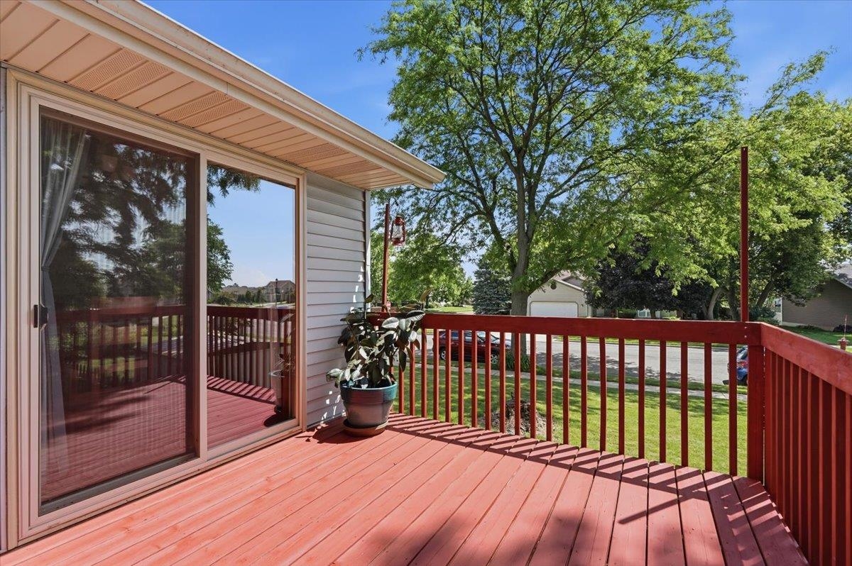 699 Robin Drive Sun Prairie, WI 53590 - Photo 38 of 43