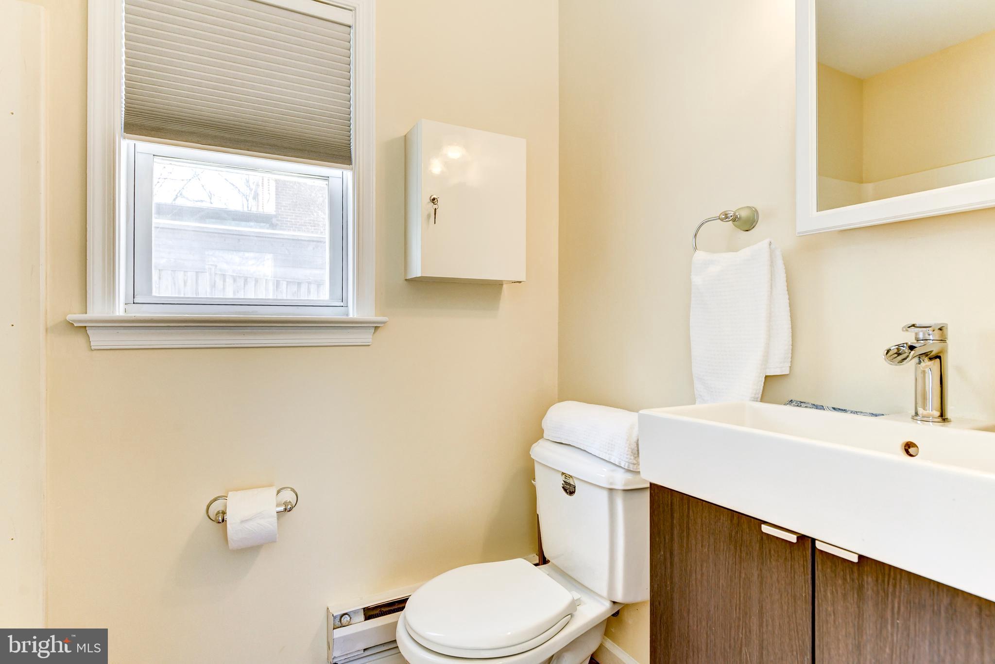 2000 Evans Parkway Silver Spring, MD 20902 - Photo 20 of 54 Gallery Image 20