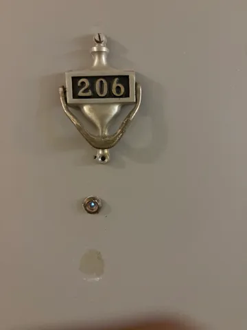 $65,000 | 6118 North Sheridan Road, Unit 206, Chicago, IL 60660