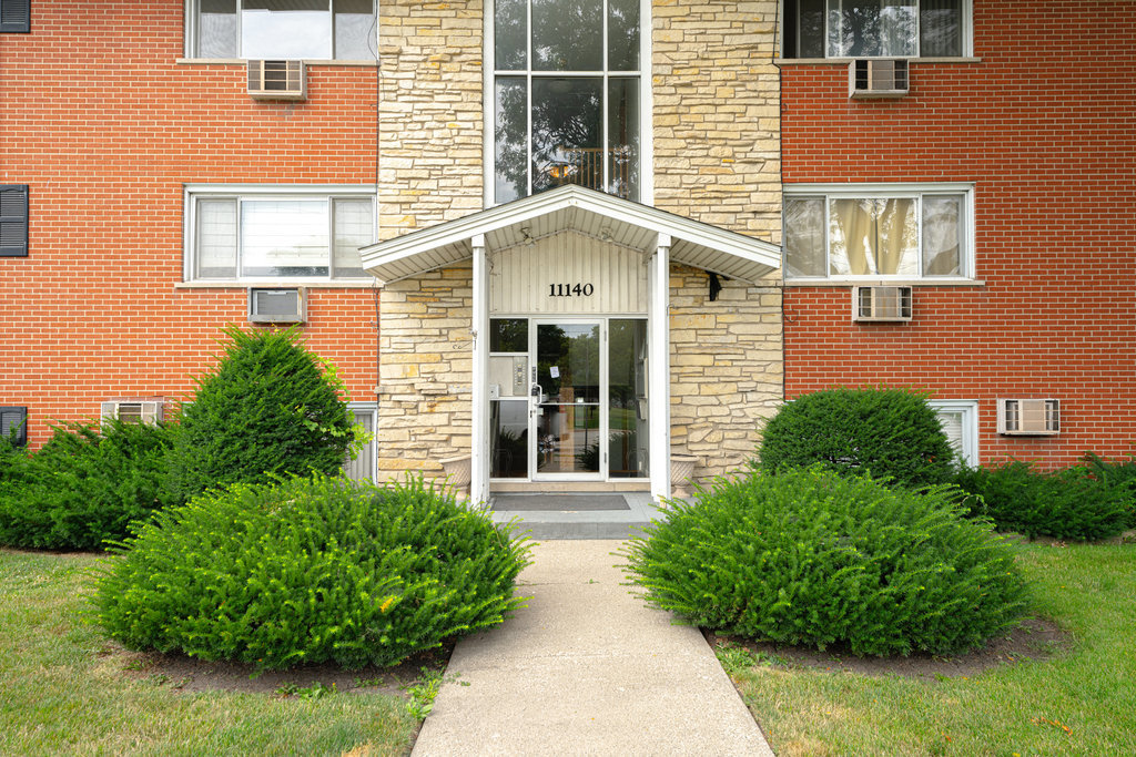 11140 South Ridgeland Avenue, Unit 1A Worth, IL 60482 - Photo 12 of 19