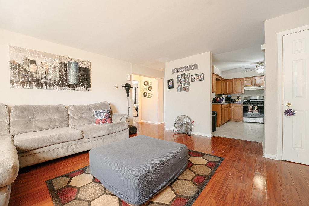 11140 South Ridgeland Avenue, Unit 1A Worth, IL 60482 - Photo 3 of 19