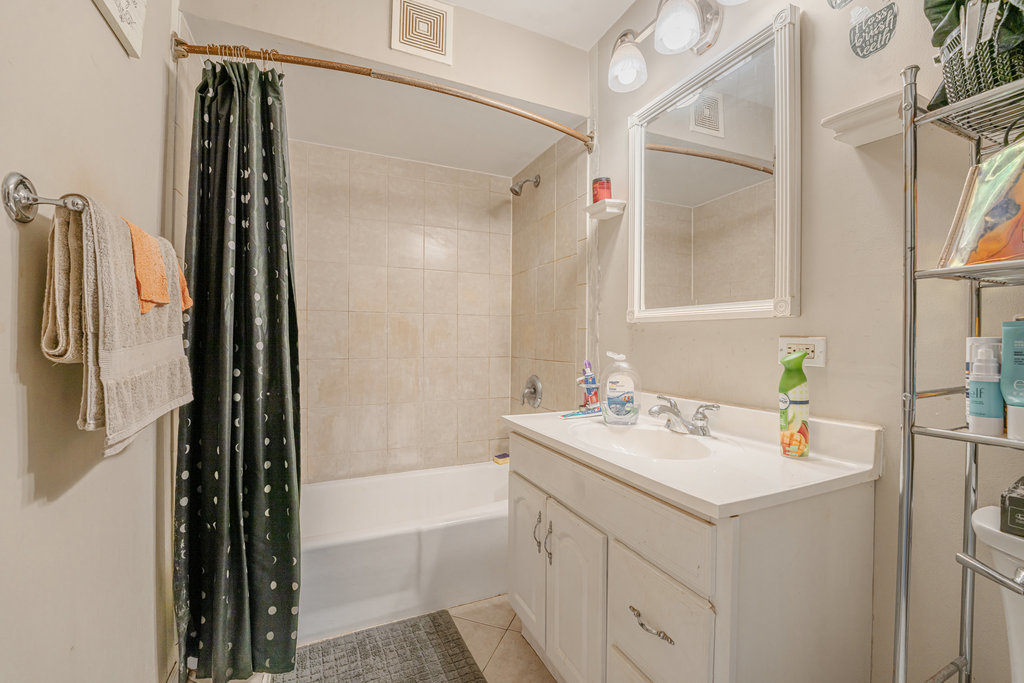 11140 South Ridgeland Avenue, Unit 1A Worth, IL 60482 - Photo 7 of 19