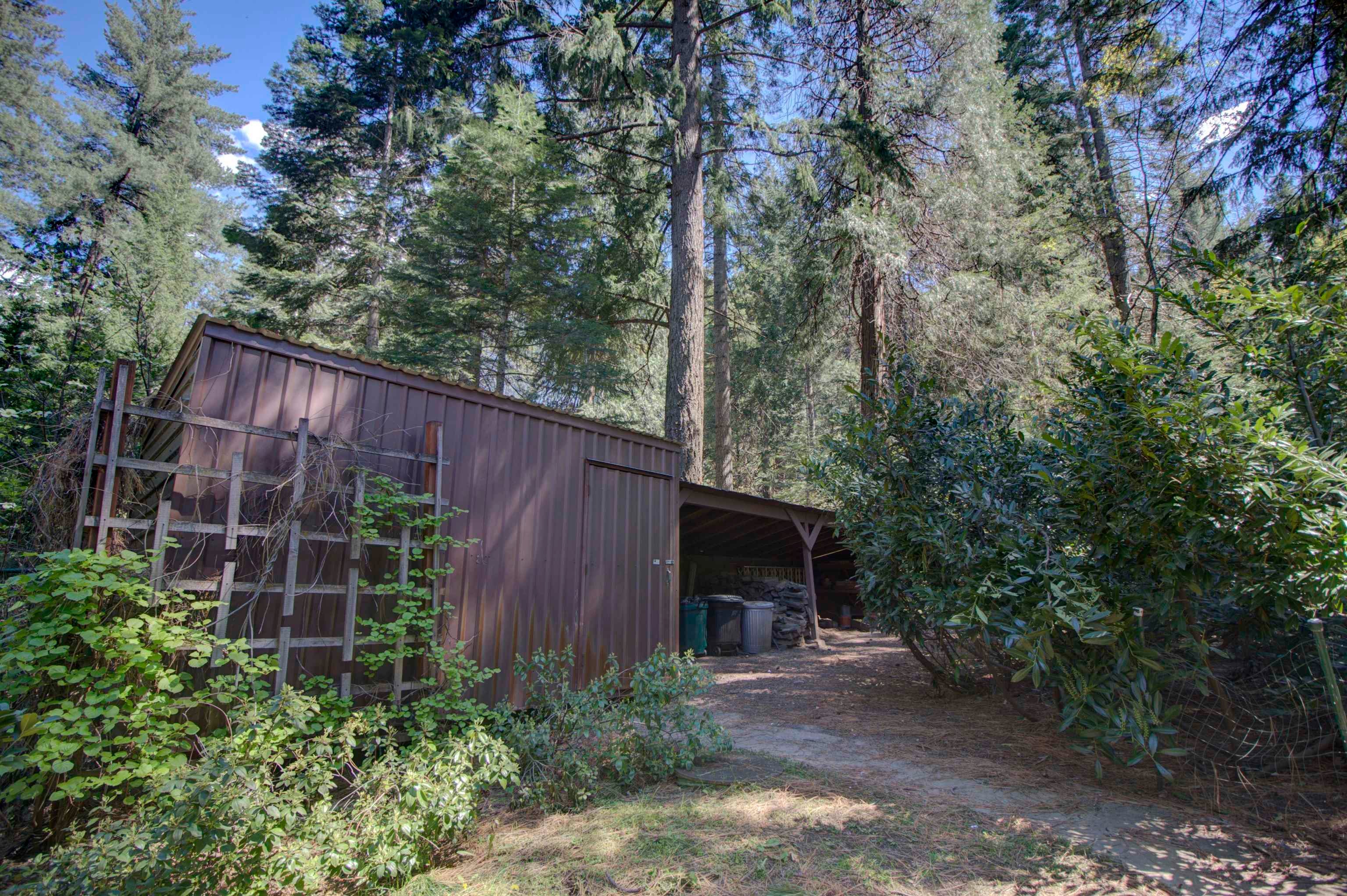 1530 Timber Hills Road Mount Shasta, CA 96067 - Photo 17 of 21 Gallery Image 17