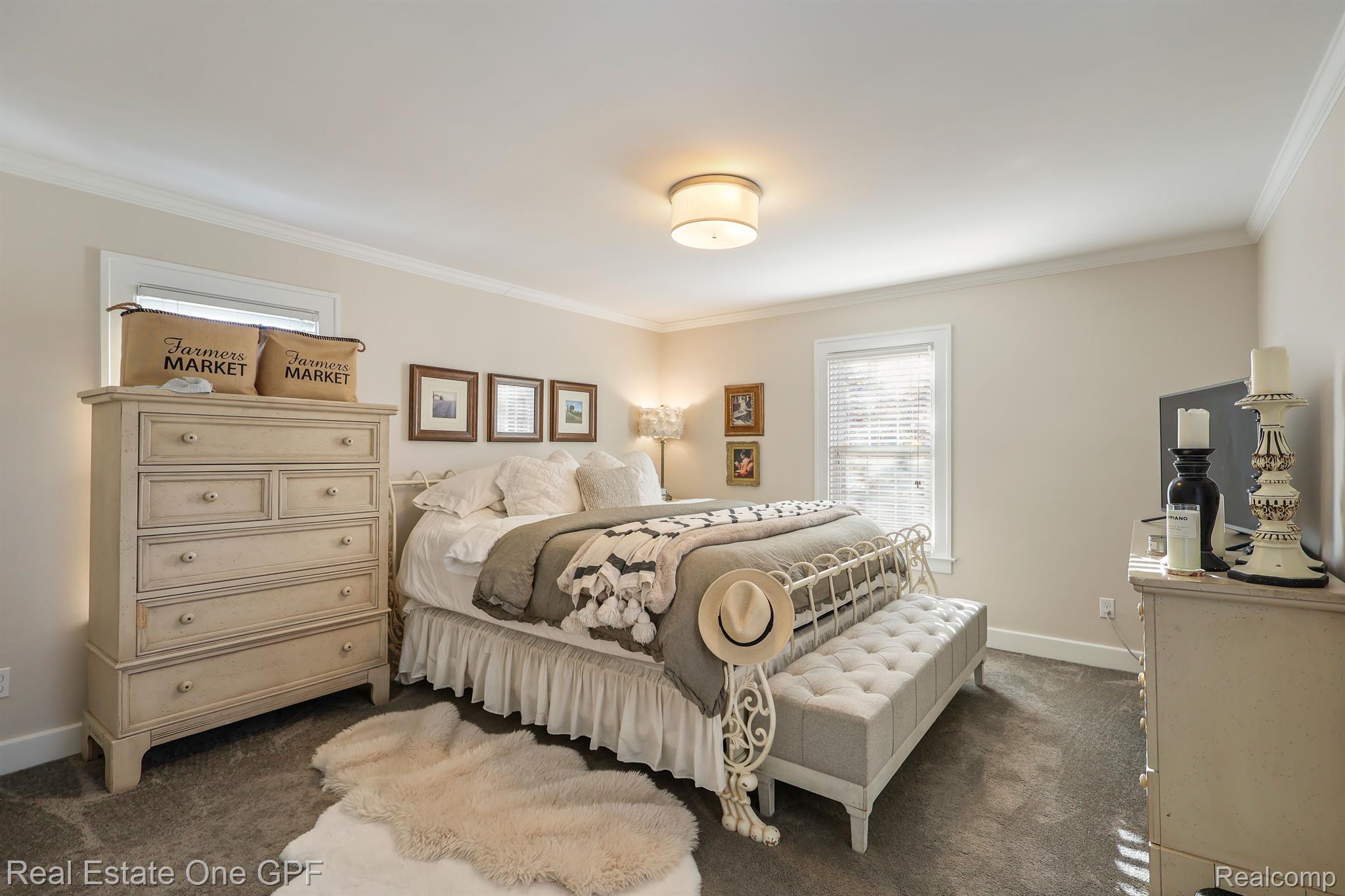 1315 Harvard Road Grosse Pointe, MI 48230 - Photo 15 of 25