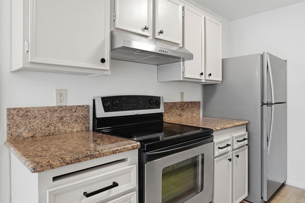 6191 Rancho Mission Road, Unit 15 San Diego, CA 92108 - Photo 11 of 34 Gallery Image 11