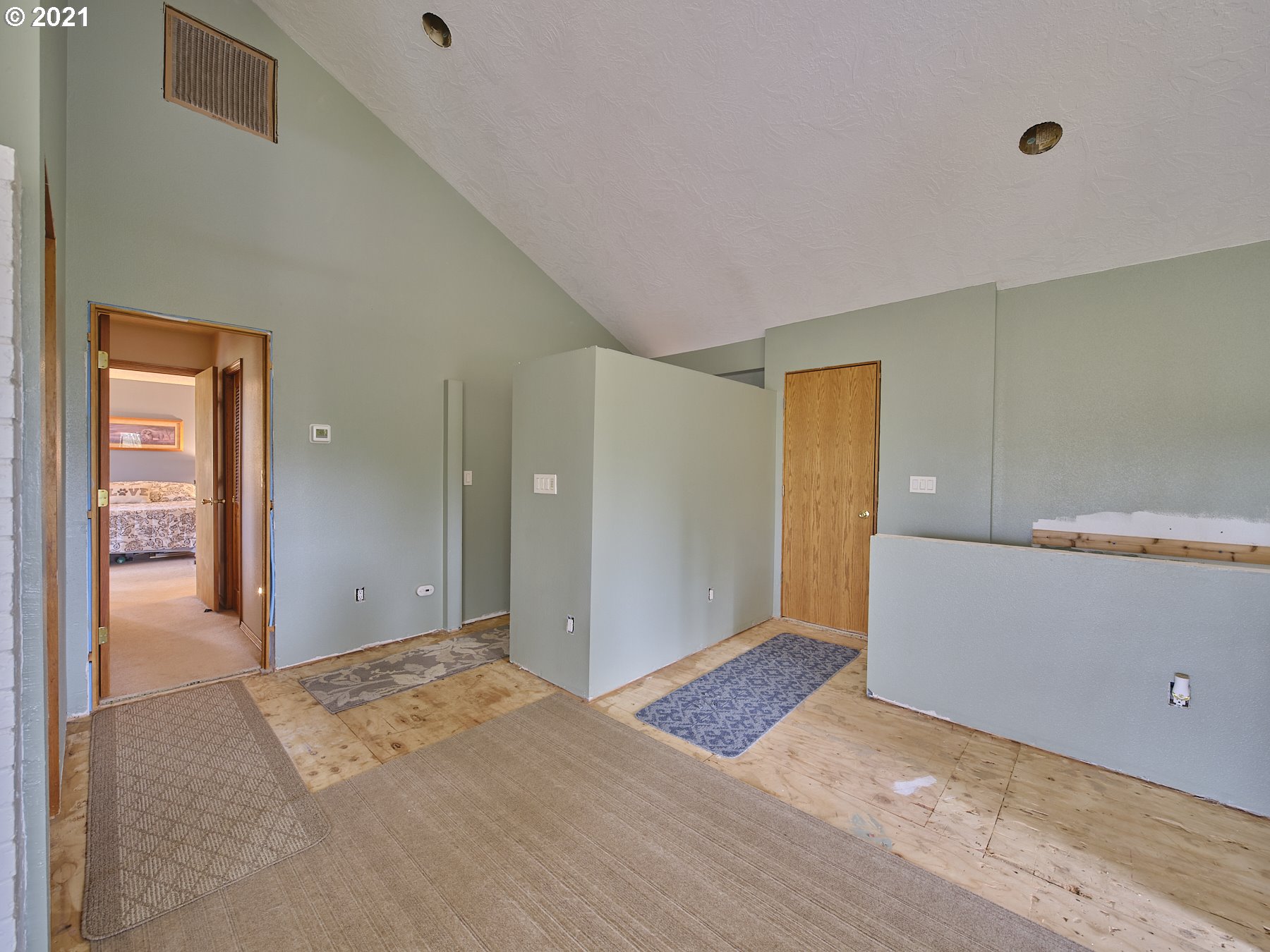 37407 Northeast Beaver Brook Road Yacolt, WA 98675 - Photo 4 of 31 Gallery Image 4