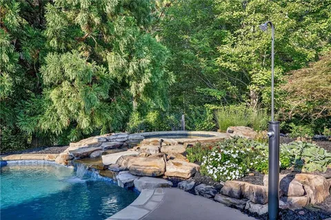 $2,500,000 | 15235 Fairfax Lane, Milton, GA 30004