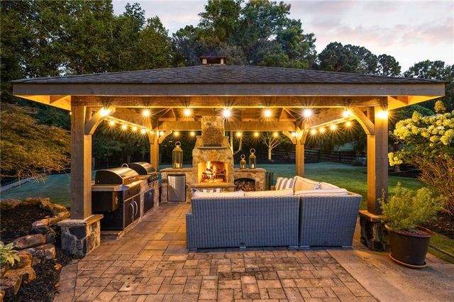 $2,500,000 | 15235 Fairfax Lane, Milton, GA 30004