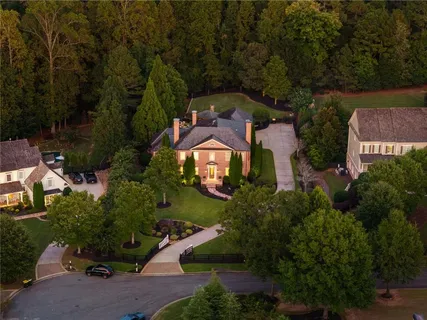 $2,500,000 | 15235 Fairfax Lane, Milton, GA 30004