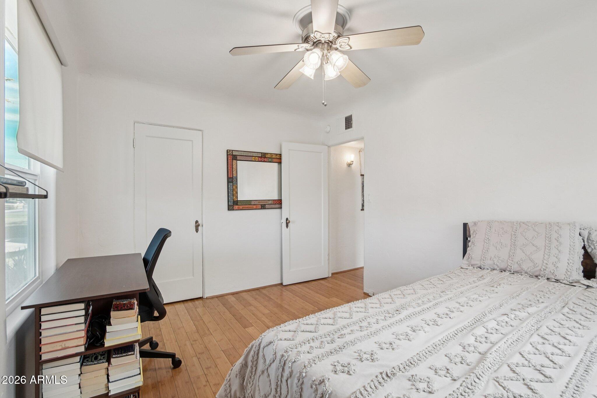 1838 North Mitchell Street Phoenix, AZ 85006 - Photo 12 of 47 16-web-or-mls-N Mitchell St-S2701-016