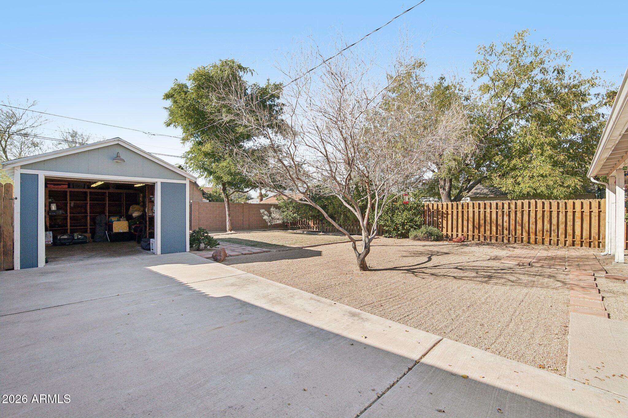 1838 North Mitchell Street Phoenix, AZ 85006 - Photo 19 of 47 30-web-or-mls-N Mitchell St-S2701-030