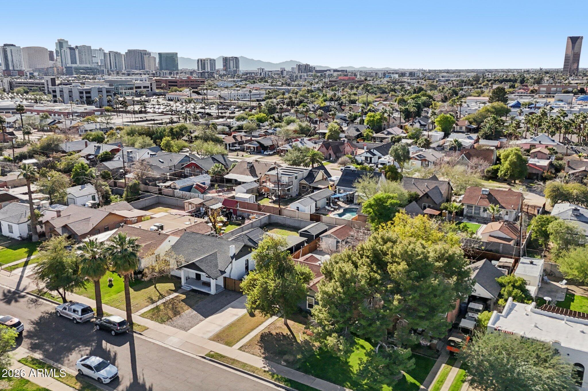 1838 North Mitchell Street Phoenix, AZ 85006 - Photo 26 of 47 36-web-or-mls-N Mitchell St-S2701-036