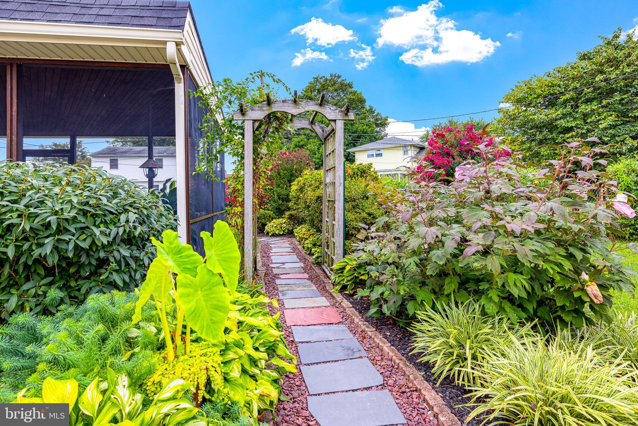 18 Whitfield Road Newark, DE 19711 - Photo 8 of 27 a view of a house with potted plants