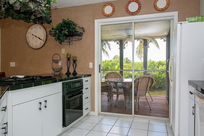 115 Burns Road Terra Ceia, FL 34250 - Photo 5 of 27