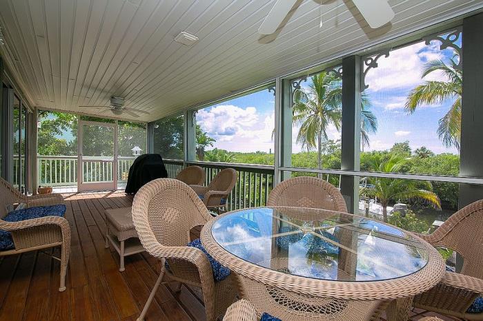 115 Burns Road Terra Ceia, FL 34250 - Photo 8 of 27