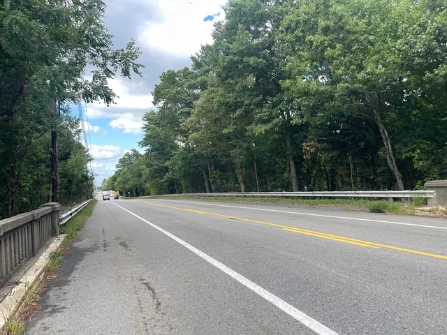 a view of a tennis court