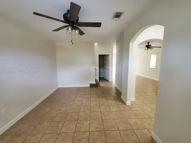 a view of empty room