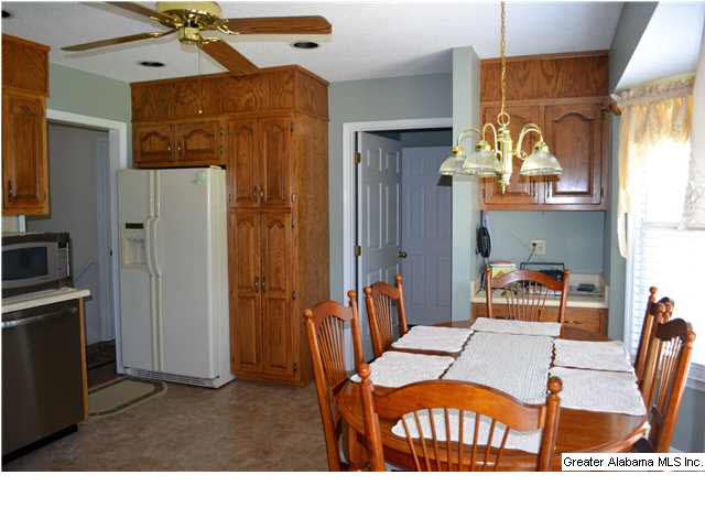 4001 Poplar Drive Adamsville, AL 35005 - Photo 6 of 17