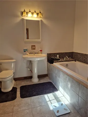 $205,000 | 414 Oquaga Lake Road, Sanford, NY 13754