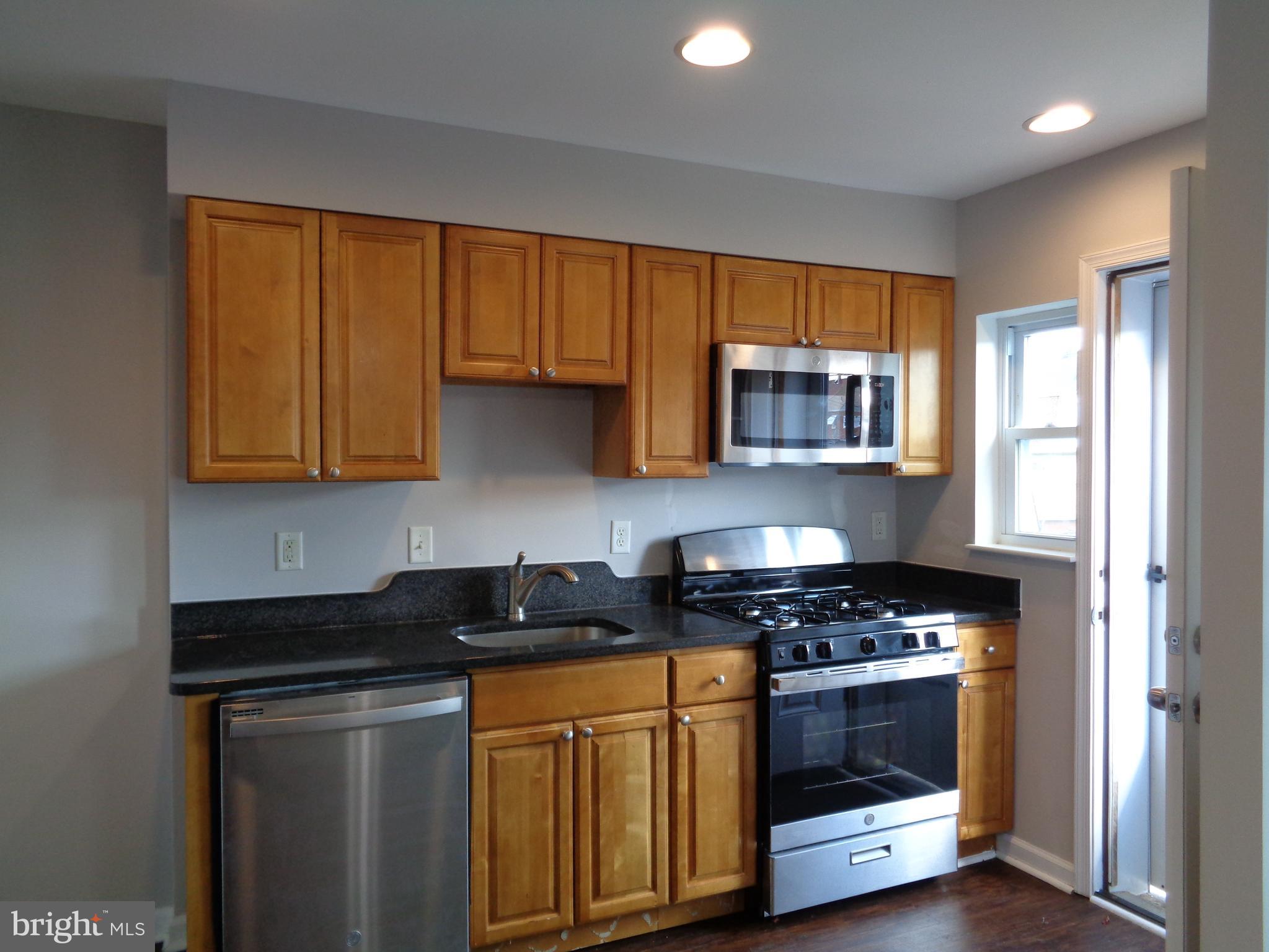 2025 Jasmine Road Baltimore, MD 21222 - Photo 16 of 32