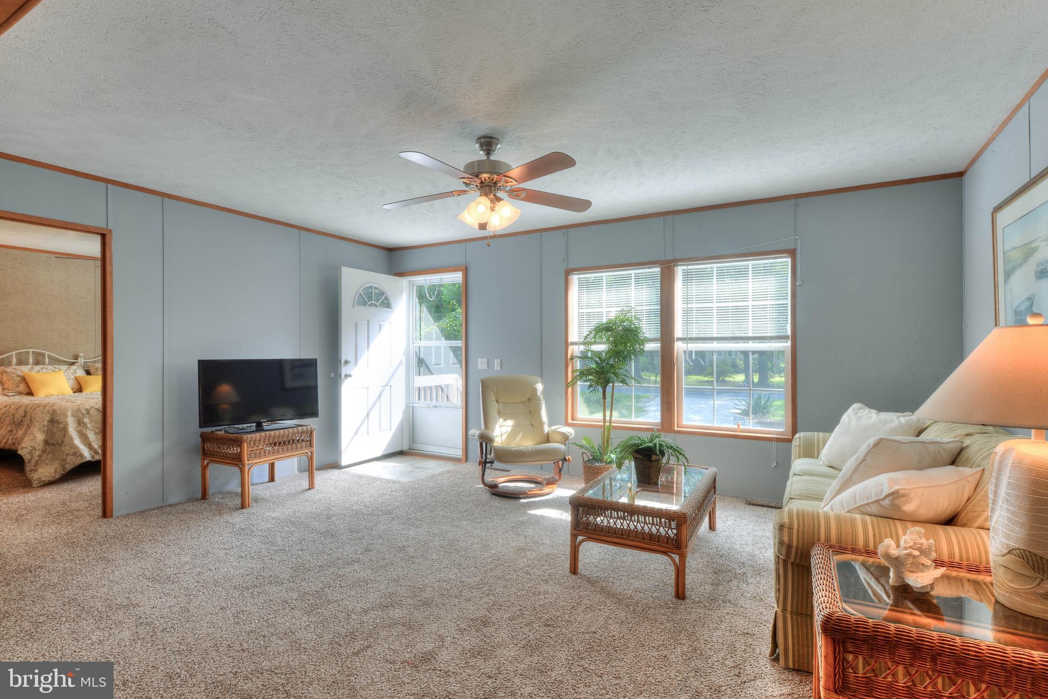 22755 Camp Arrowhead Road Lewes, DE 19958 - Photo 4 of 24 Living Area