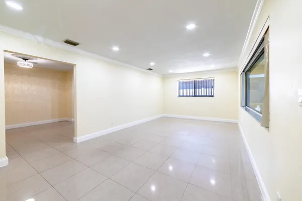 $3,500 | 3730 Northeast 13th Terrace, Pompano Beach, FL 33064