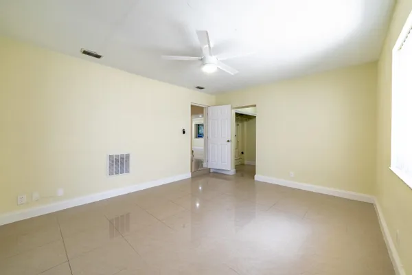 $3,500 | 3730 Northeast 13th Terrace, Pompano Beach, FL 33064