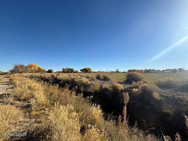 4050 Schindler Road Fallon, NV 89406 - Photo 18 of 27 a view of a building