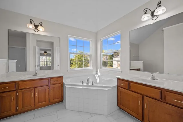 $545,000 | 13516 Vicarage Drive, Plainfield, IL 60544