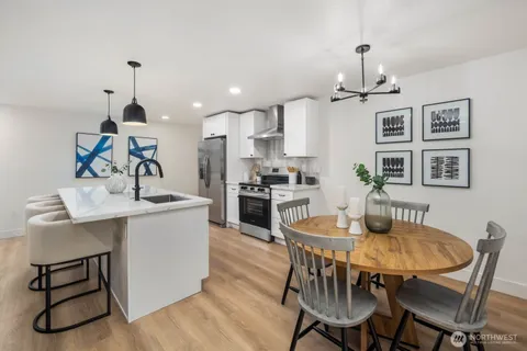 $999,999 | 10459 Northeast 142nd Street, Kirkland, WA 98034