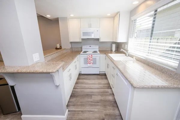 $489,900 | 929 Jamacha Road, Unit B, El Cajon, CA 92019
