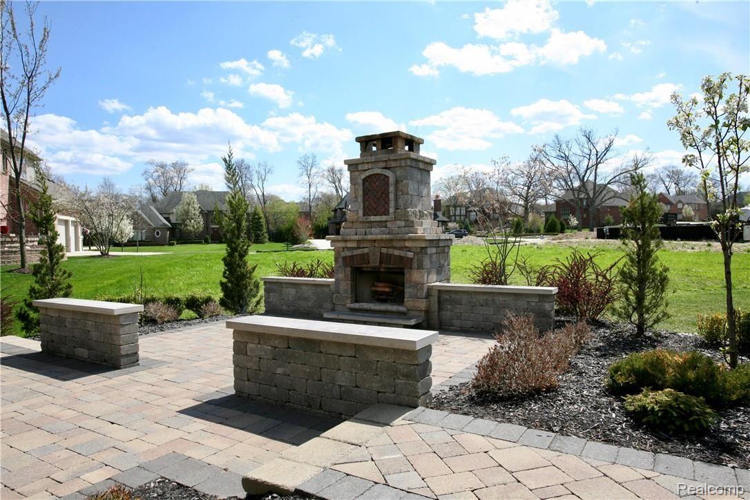 3567 Strathcona Drive Rochester, MI 48309 - Photo 41 of 42 fullsizeoutput_c15.jpeg