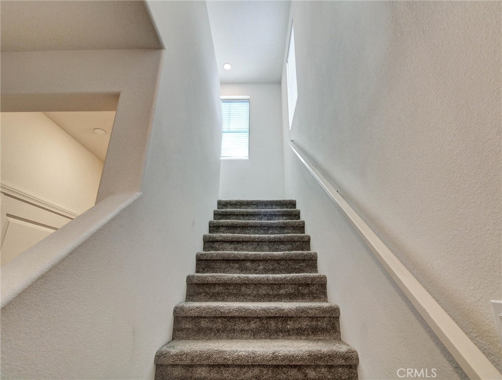 2497 Gunner Ridge Way Rialto, CA 92377 - Photo 16 of 49