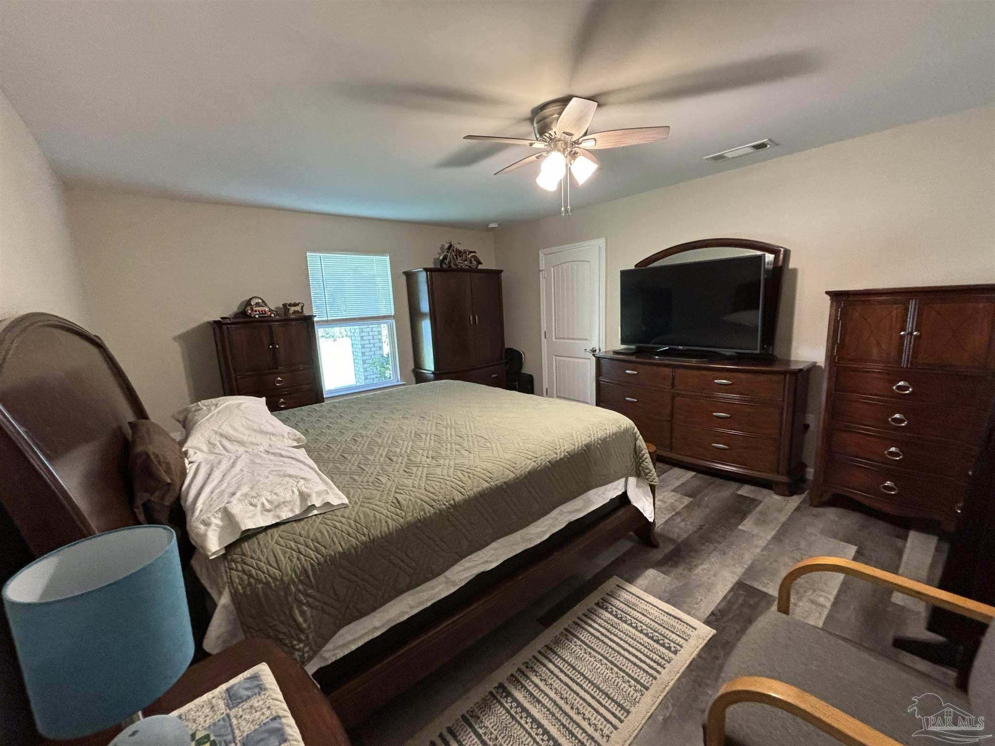 5626 Riviera Drive Milton, FL 32583 - Photo 14 of 27 Gallery Image 14