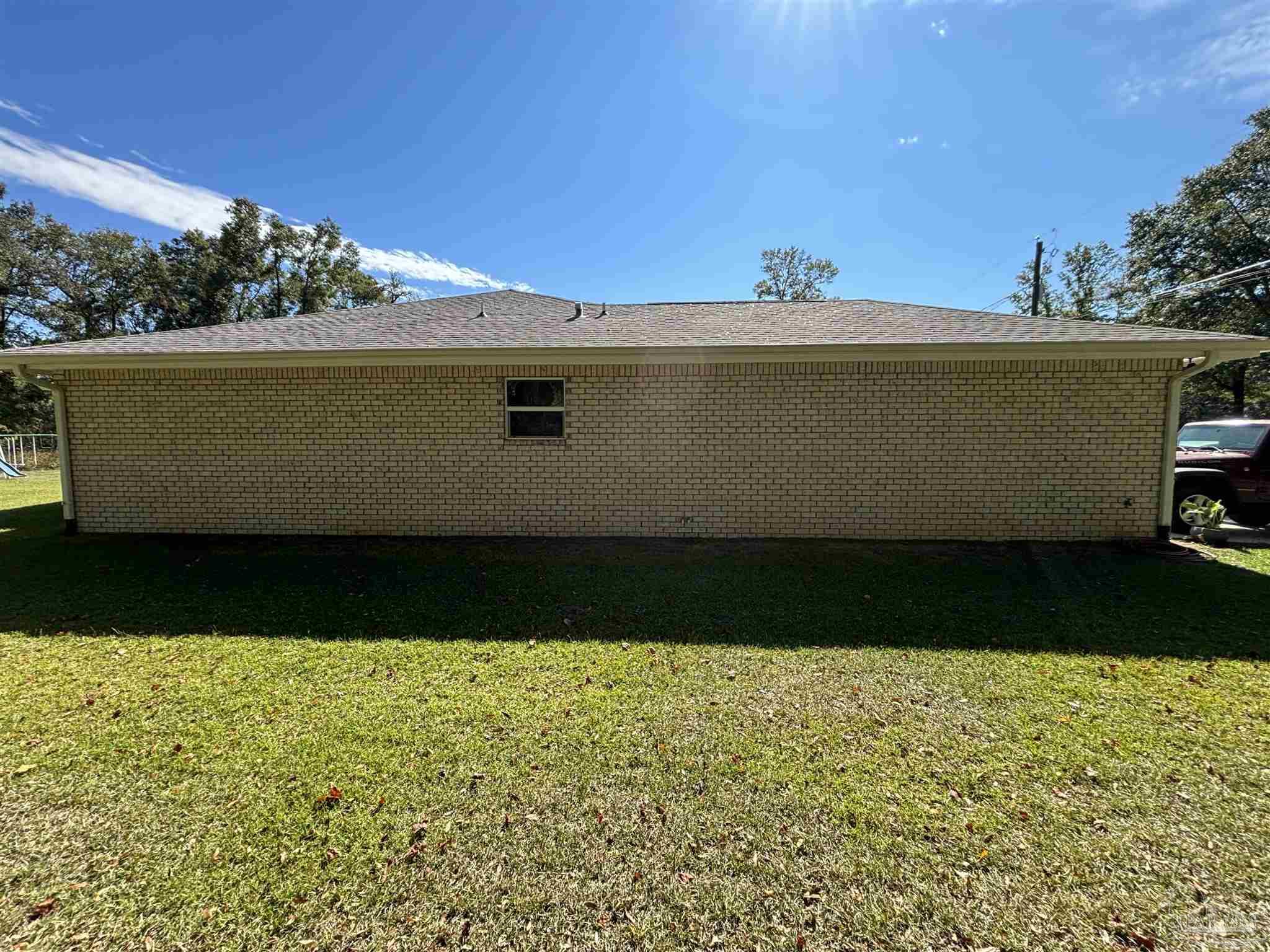 5626 Riviera Drive Milton, FL 32583 - Photo 5 of 27 Gallery Image 5