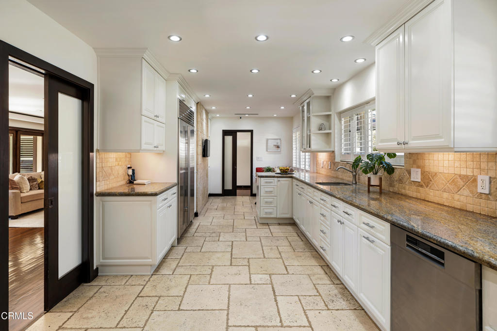 2776 Yorkshire Road Pasadena, CA 91107 - Photo 13 of 76 SSR_2776Yorkshire_020_FLEXMLS