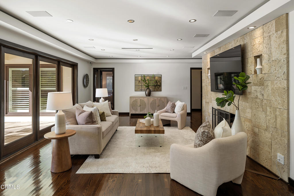 2776 Yorkshire Road Pasadena, CA 91107 - Photo 6 of 76 SSR_2776Yorkshire_011_FLEXMLS