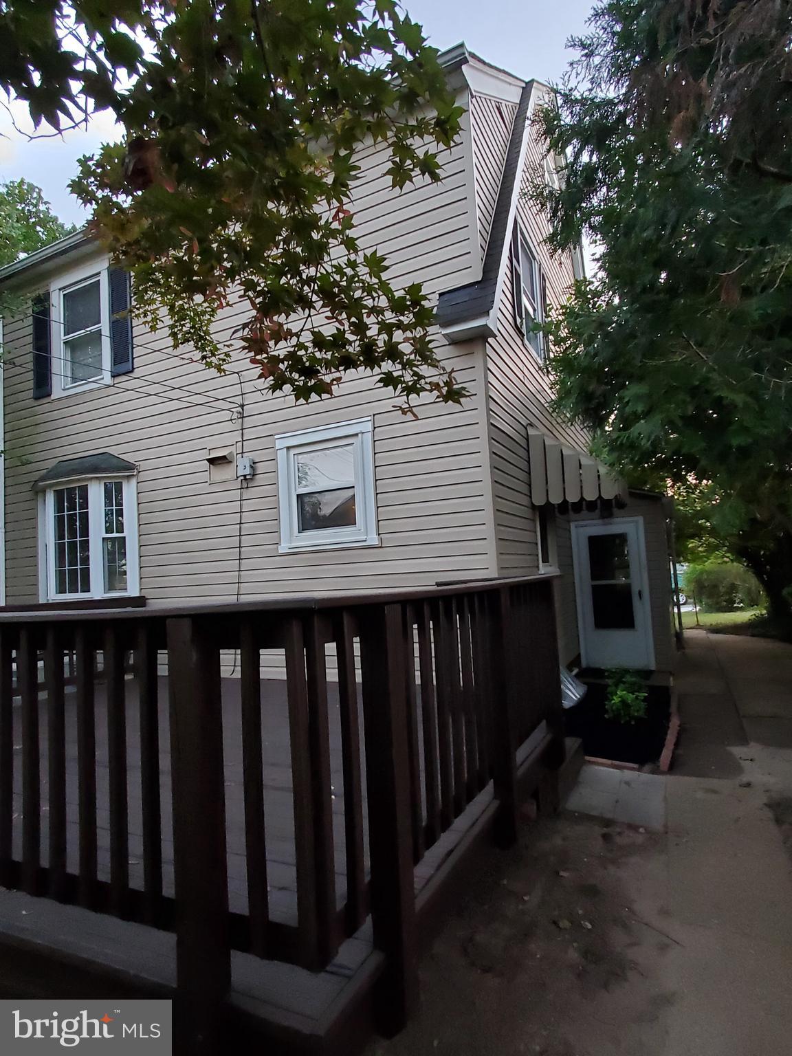 1221 Ten Oaks Road Baltimore, MD 21227 - Photo 28 of 30 Gallery Image 28