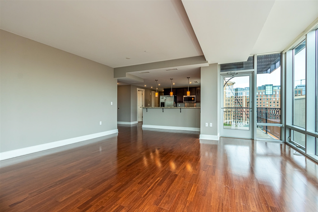 27 Library Street Northeast, Unit 804 Grand Rapids, MI 49503 - Photo 5 of 32